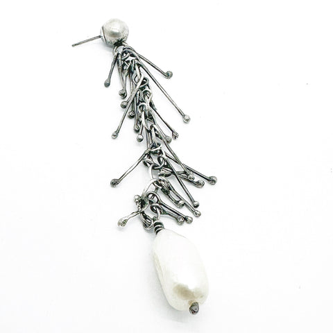 Chelut Single Silver Earring