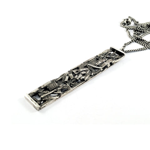 Taavi Silver Pendant Necklace