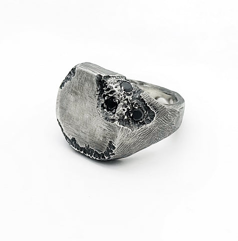 Accho Silver Ring